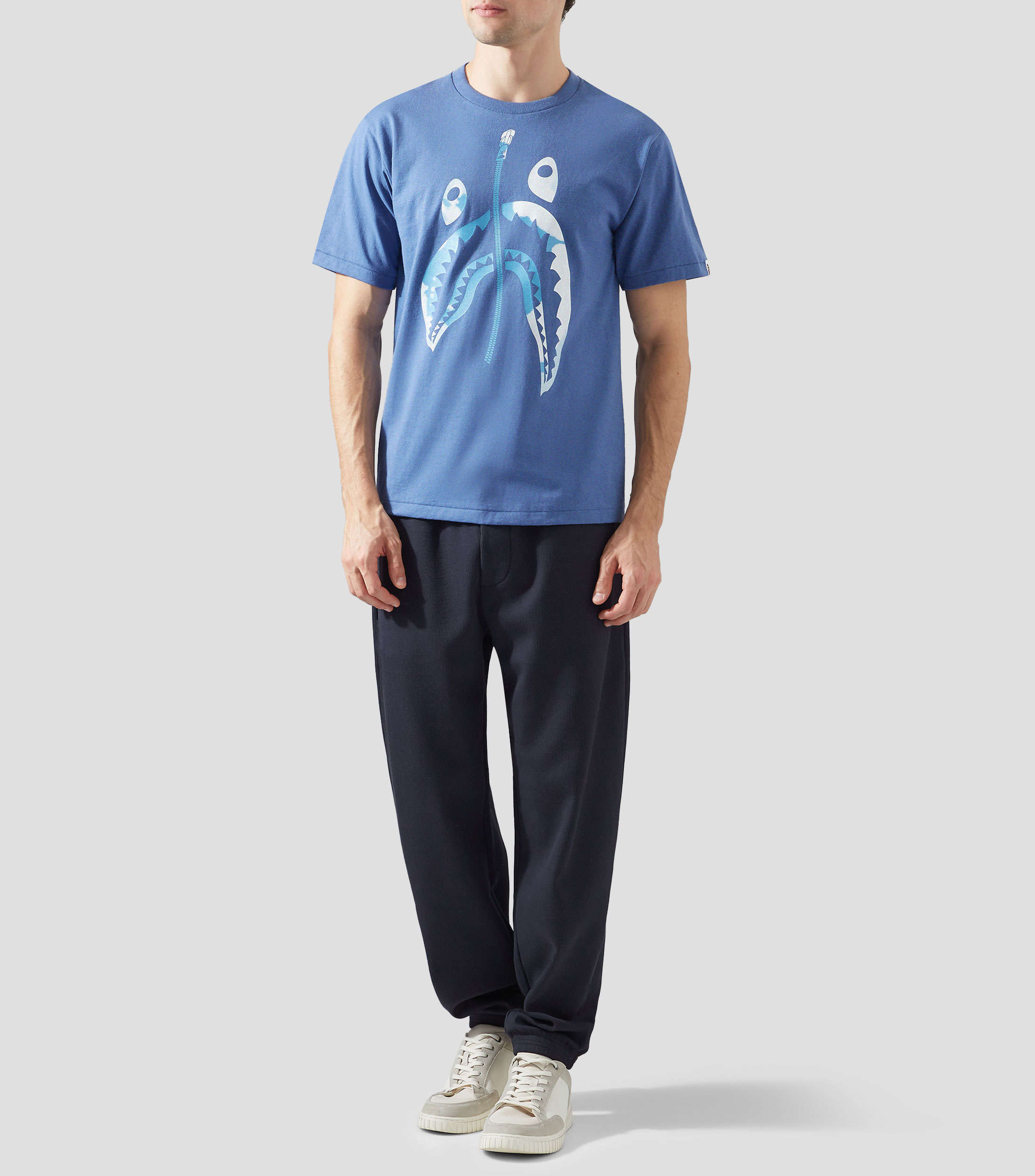 Playera cuello redondo manga corta estampada Hombre
